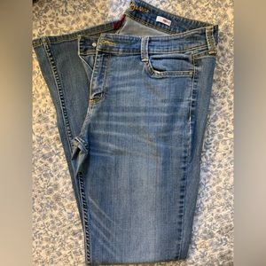 Women’s jeans